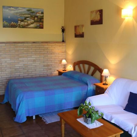 Aparthotel Las Palomas 라 푸에블라 데 로스 인판테스 외부 사진